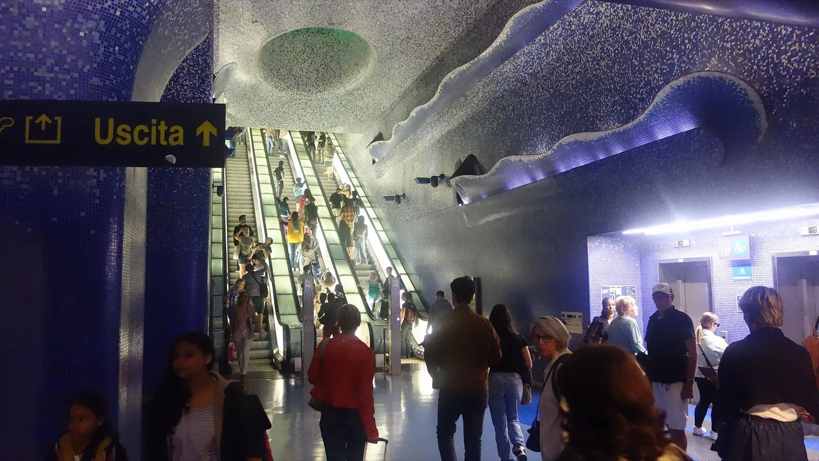 The blue mosaic hall of Toledo metro station